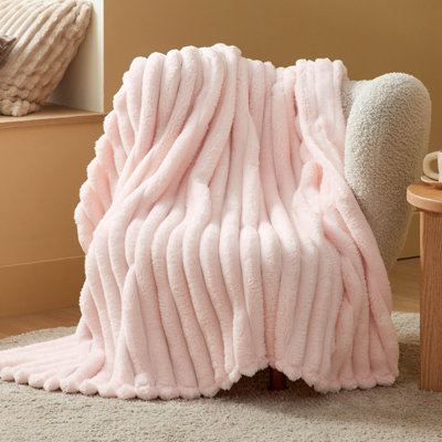 Bedsure Fleece Throw Blanket – Super Soft Cozy Throw for Dorm Bed & Couch – Crystal Pink(60x80) – Ideal Gift for College Students