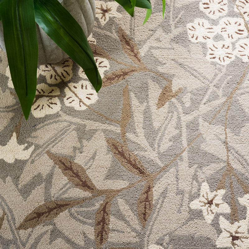 Tapis vert en laine à motif floral crocheté à la main Hollander, Tapis de couloir beige