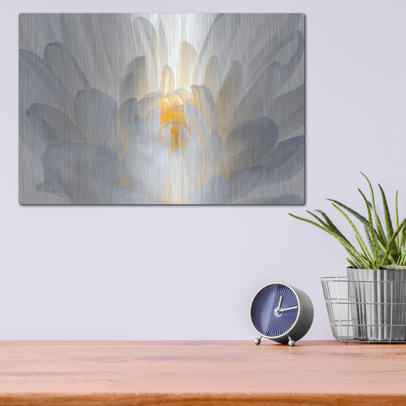Angle Wings par Pamela Plummer, H 12 po x l 16 po