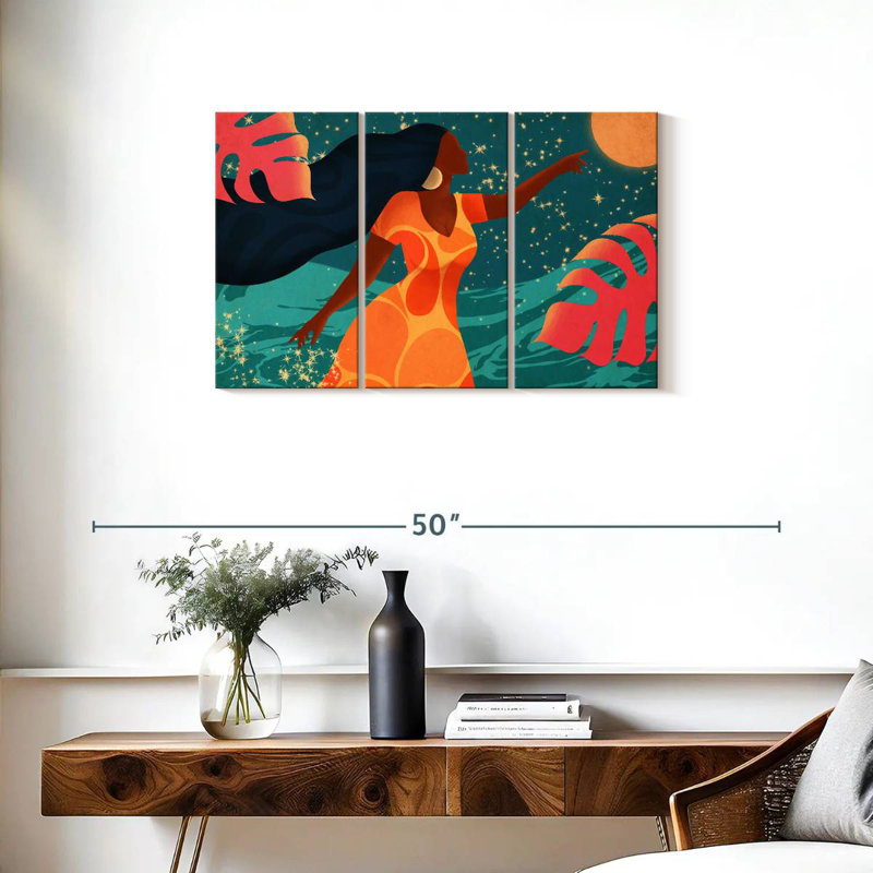 Leisha Latina Chasing Moonlight, 20" H x 33" W