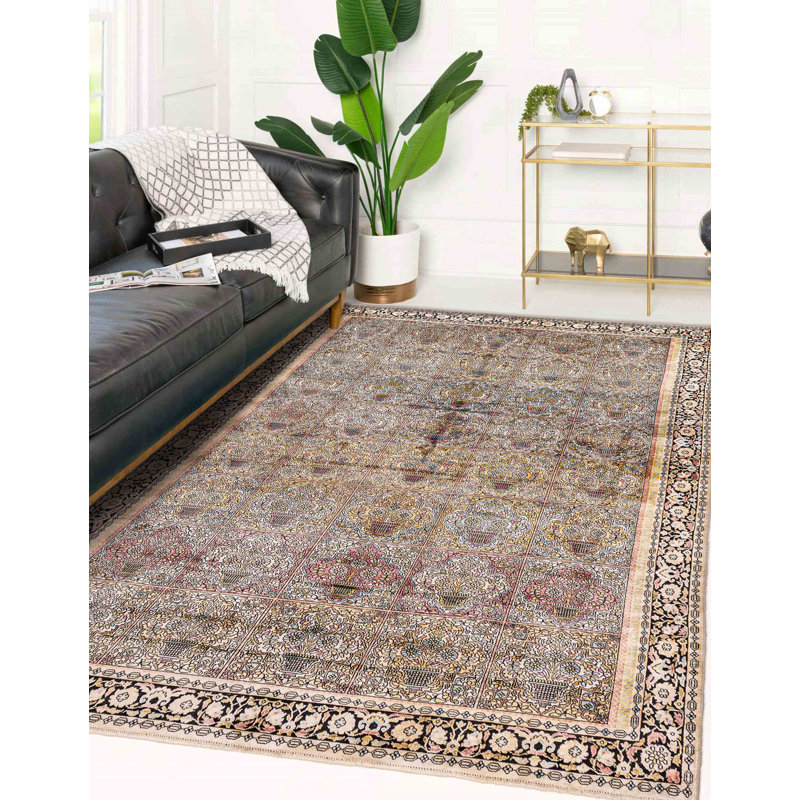 Tapis crème Kashmir 6 pi 8 po x 9 pi 7 po
