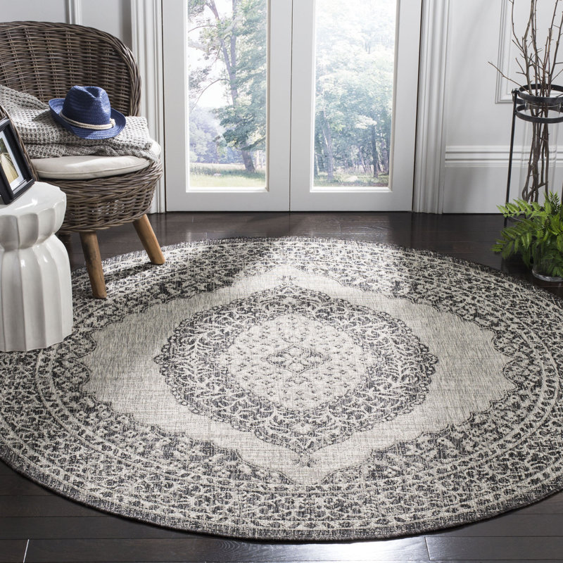 Amedee Performance Oriental Indoor/Outdoor Area Rug, Round 6'7"