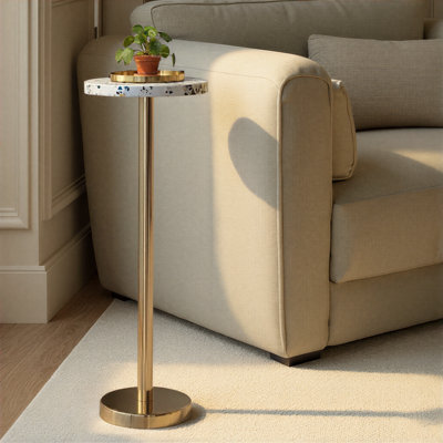 Table d'appoint en métal et résine