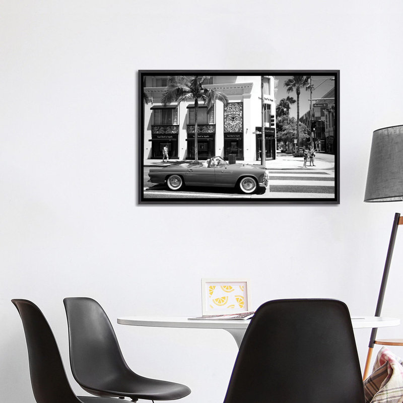 Rodeo Drive Classic - impression d'art mural, H 26 po x l 40 po, Reproduction encadrée sans passe-partout, Noir patiné
