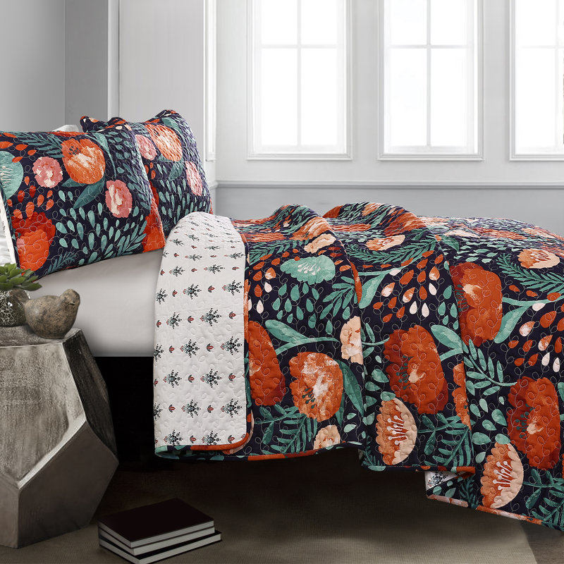 Navy King Cotton Reversible Floral Quilt Set