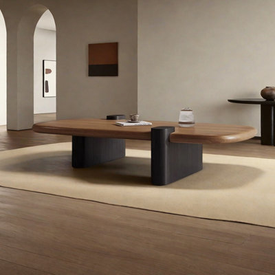 Table basse minimaliste avec coins lisses