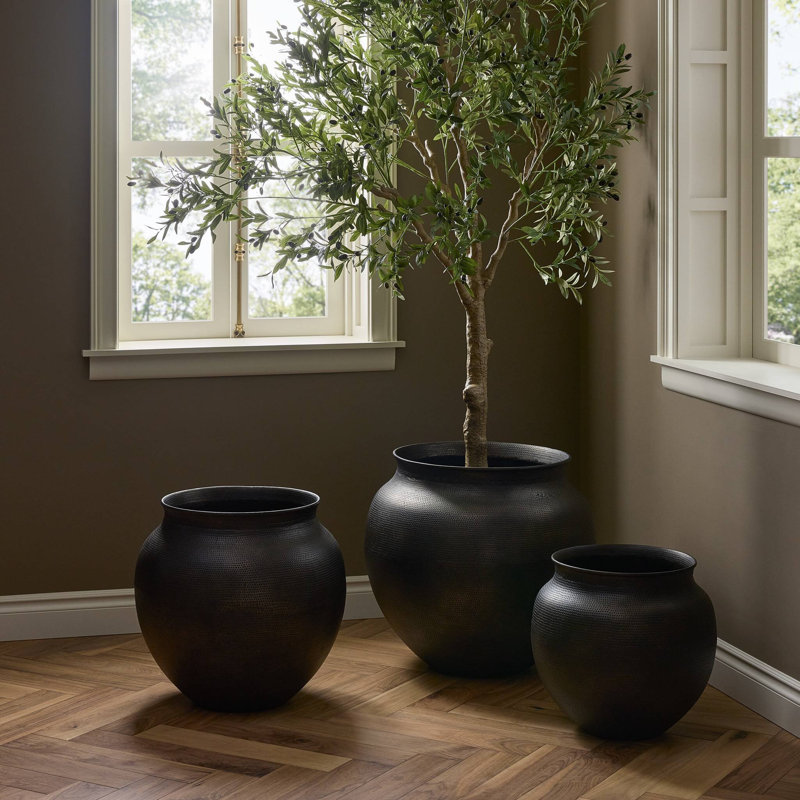 Kavya Small Planter, Large