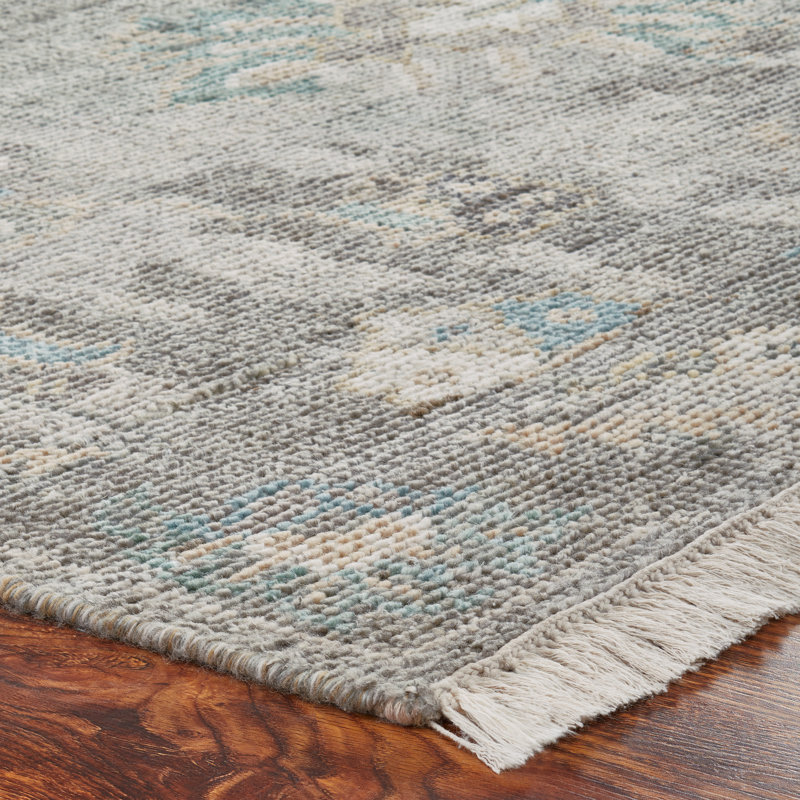 Aketzalli Hand Knotted Oriental Area Rug in Green, Rectangle 6' x 9'