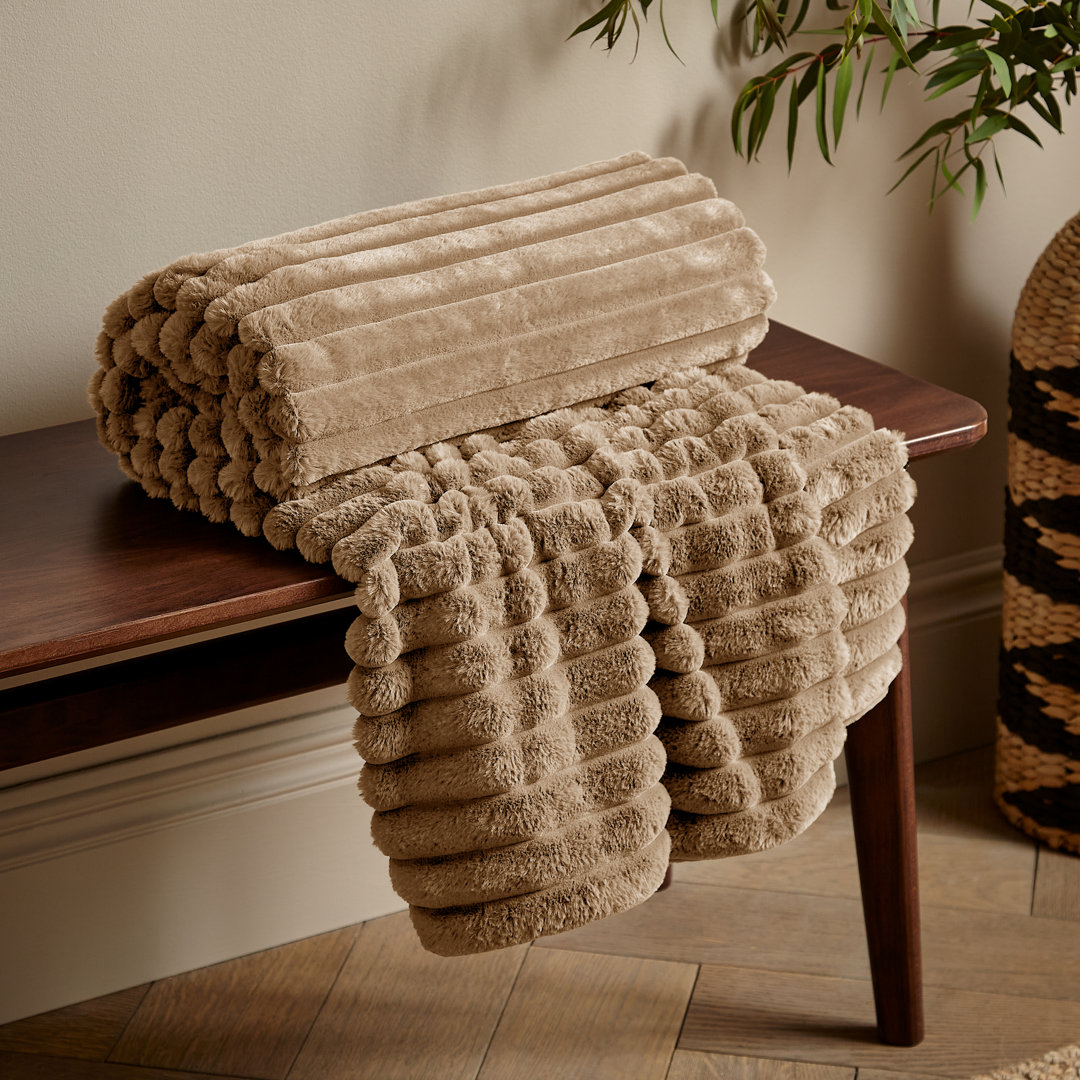 Cosy Ribbed Faux Fur Blanket Throw