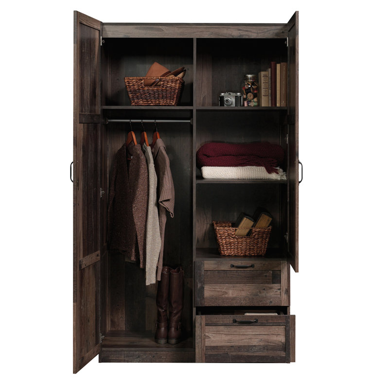 Armoire Lott, Pin récupéré