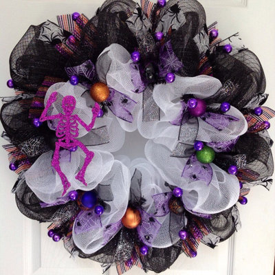 Handcrafted Faux 24'' Wreath