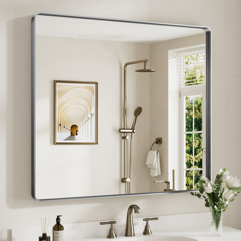 Miroir de salle de bain mural Llesenia, 40 po x 36 po, Argent argent, Rectangulaire