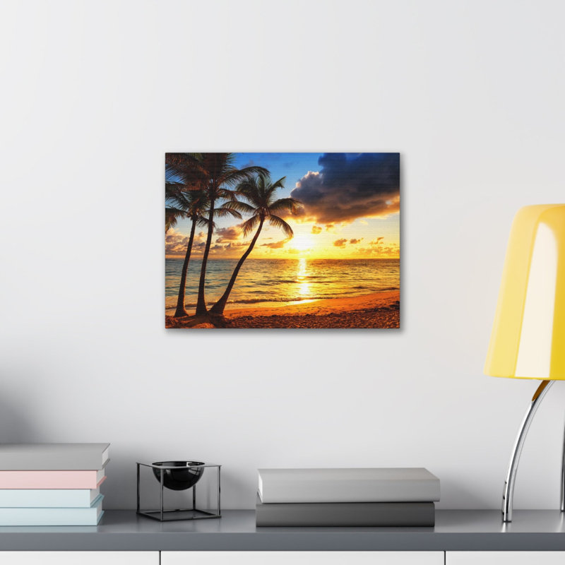 «Coconut Palm Trees Against Colorful Sunset Ocean», art mural sur toile, H 12 po x l 18 po