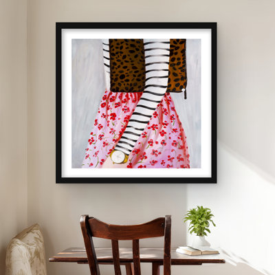 «Fashionable Woman with Leopard Bag», reproduction encadrée pour chambre à coucher