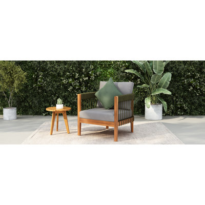 Fauteuil club d'extérieur de jardin, bois, corde tissée à la main, conception ergonomique, coussins amovibles à la décoloration, confort toutes saisons, détails de corde, utilisation de la baignoire,