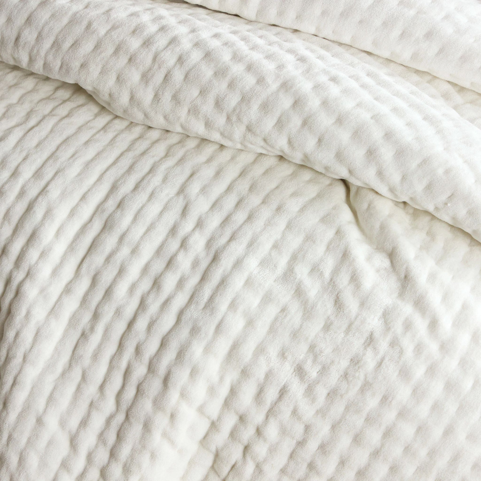 Viola Velvet Grey Quilt, Full/Queen Quilt, Dove White