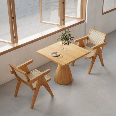 Ensemble de 2 fauteuils confortables de style moderne du milieu du siècle, parfaits pour une chambre ou un coin lecture. Fauteuils d'extérieur en bois d'hévéa brun, 2 fauteuils d'appoint, design pour salle à manger ou cuisine.