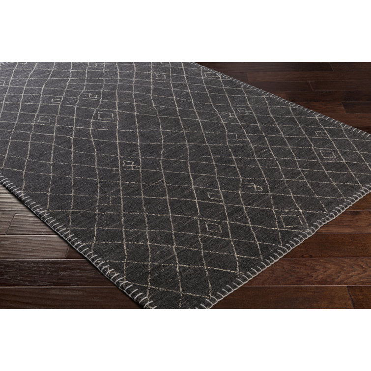 Saajan Geometric Indoor Rug