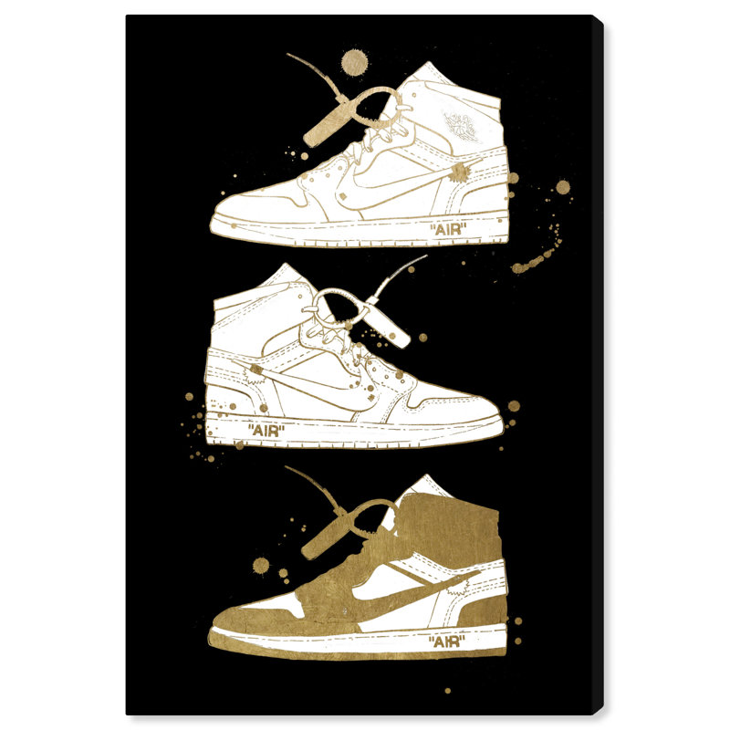 Collection Golden Sneaker - impression sur toile, H 15 po x l 10 po, Cadre flottant noir