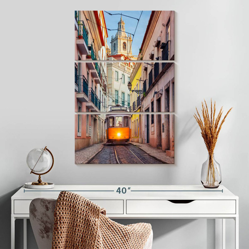 Sireci Tram Twilight Ride, 32" H x 20" W