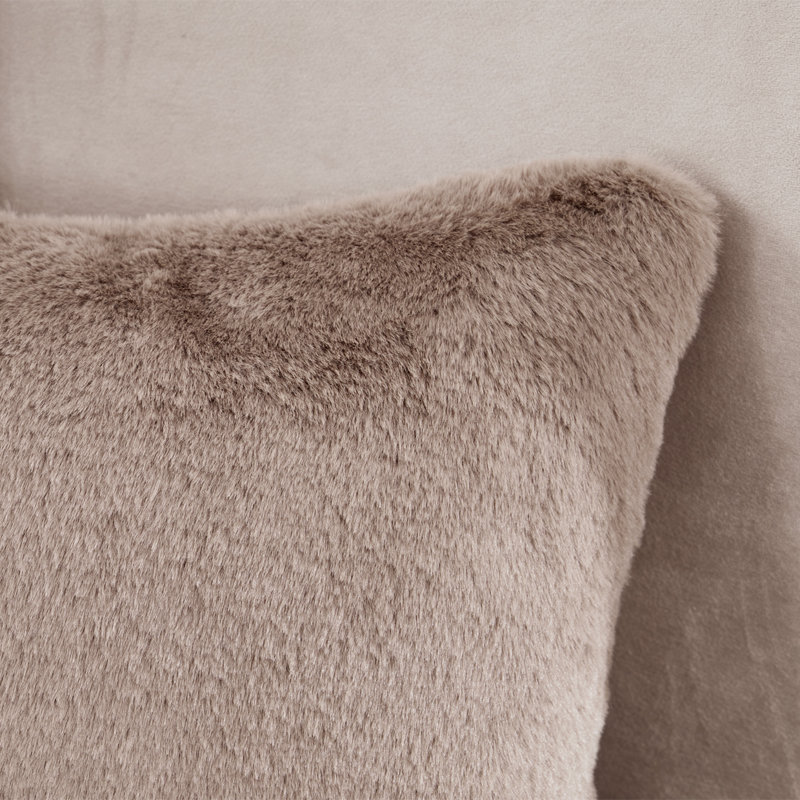 Camellia Field Butterfly Chair