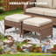 Ensemble de mobilier de patio en résine tressée 5 pièces, ensemble de conversation extérieur en rotin PE marron avec table d'appoint, 2 fauteuils pivotants et 2 poufs, coussins beiges-1339155885
