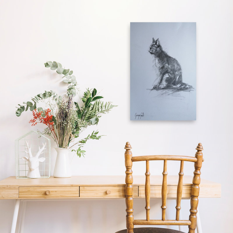 Chat contemporain gris anthracite, 24" H x 16" W