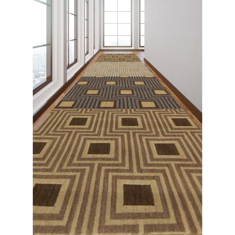 Tapis brun de haute qualité noué à la main