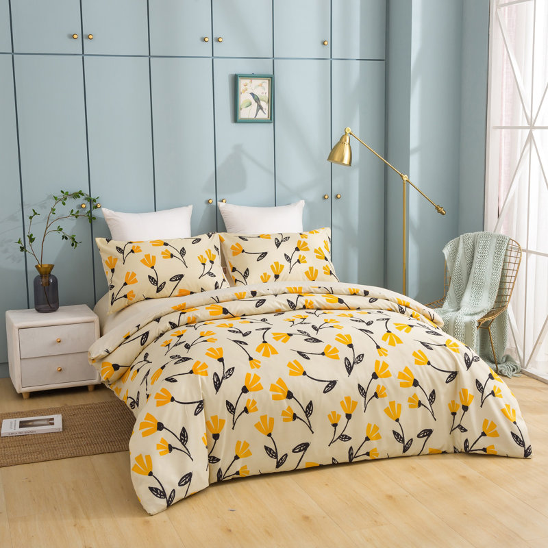 Garden Floral Duvet Cover, Queen Duvet Cover + 2 Standard Pillowcases