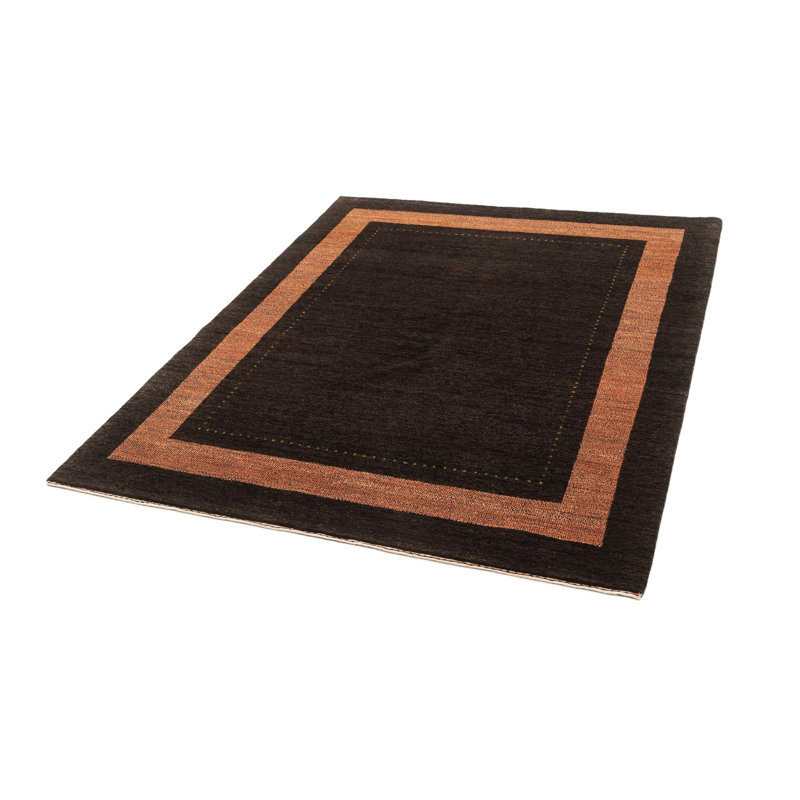 Tapis noir Jahiem