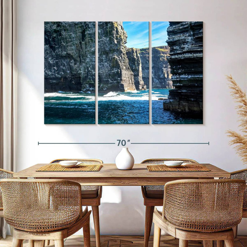 Nicci Sea Cliffs, 42" H x 65" W