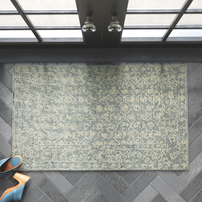 Millcreek Wool Oriental Indoor Rug, Rectangle 2'3" x 3'9"