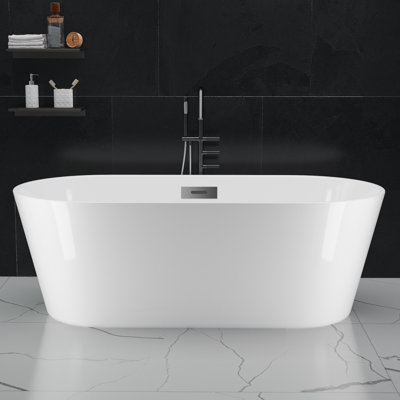 Baignoire de trempage autoportante ovale en acrylique de 67 pouces moderne et ergonomique, blanche autoportante avec drain chromé et trop-plein pour projets de rénovation de salle de bain moderne et contemporaine