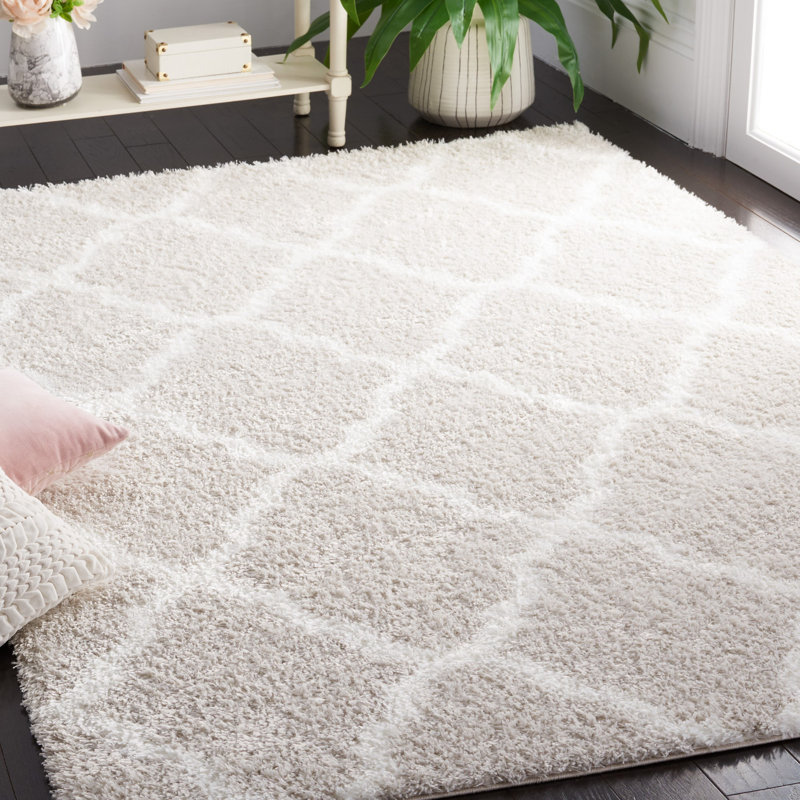Tapis argenté / blanc à motif géométrique Tahoe, Rectangle 5 pi x 7 pi