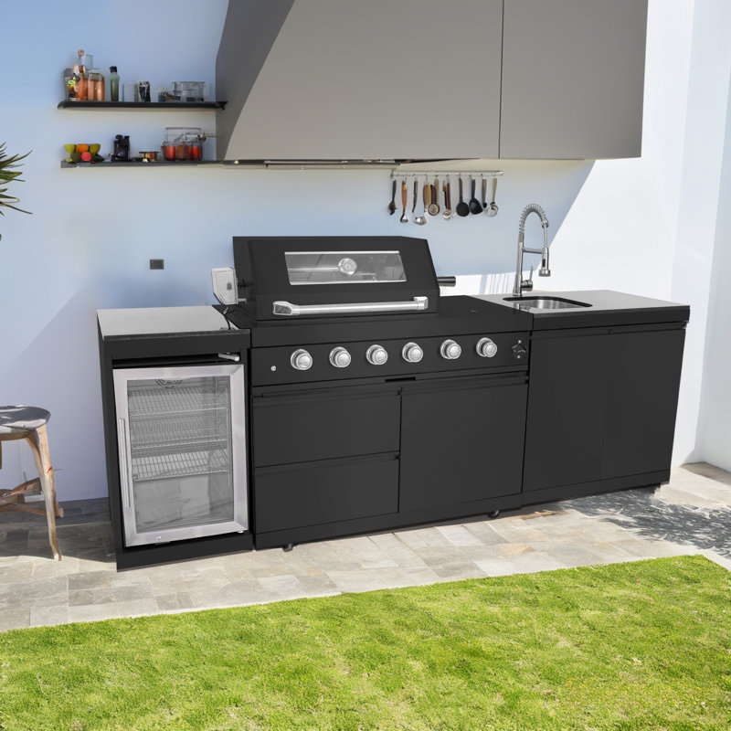 Barbecue au propane à 4 brûleurs Daheat Deluxe en acier inoxydable de 46 po avec rôtissoire, refroidisseur à vin, comptoirs en granit, évier, noir