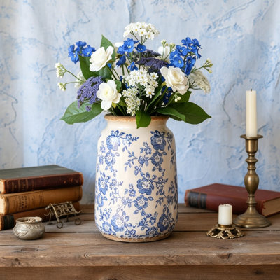 17.5cm Blue & White Hand-Painted Peony Floral Chinoiserie Ceramic Vase, Antique Style Decorative Ornament for Home Interior Decor