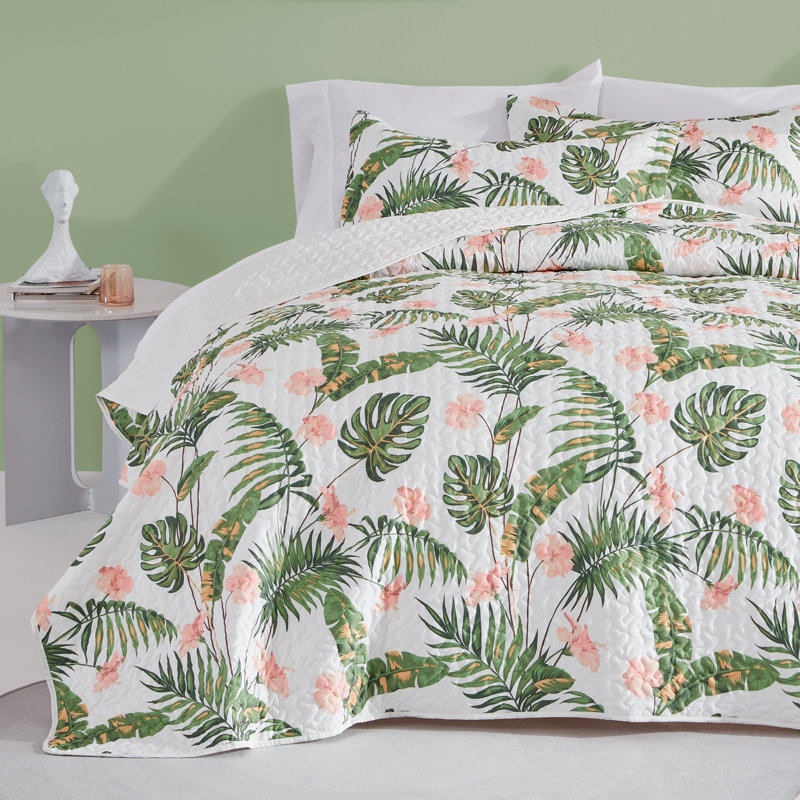 Hedvika Quilt Set, Tropical Leaf, Full/Queen Quilt + 2 Full/Queen Shams