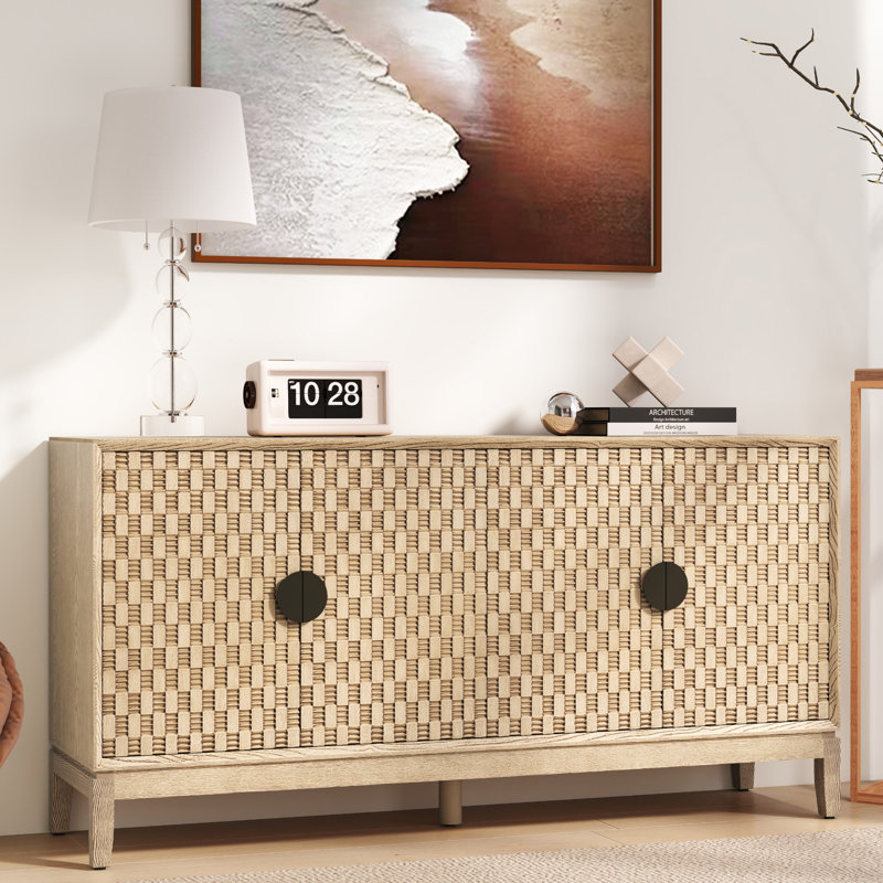 Buffet de 63 po de largeur avec pieds en bois massif