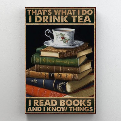 Shyla «I Drink Tea I Read»