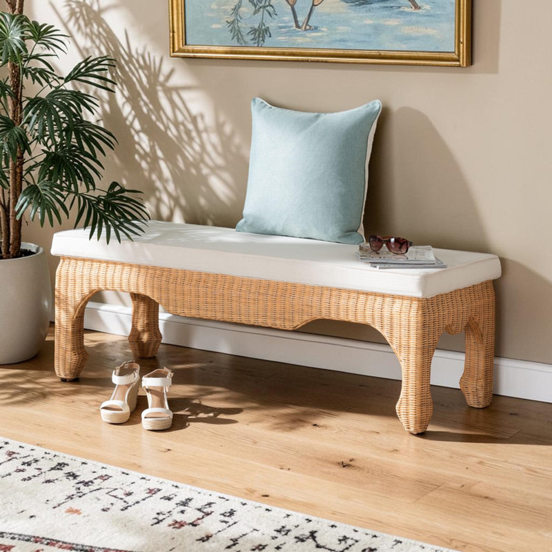 Banc en rotin naturel Atwell de style Ming avec coussin - une option boho chic pour l'entrée, la chambre à coucher ou le salon