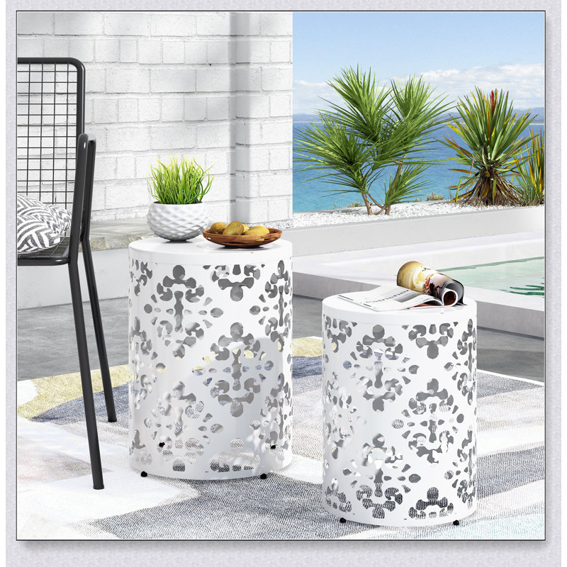 Ensemble de tables d'appoint modernes en métal au design floral élégant pour une vie contemporaine et durable