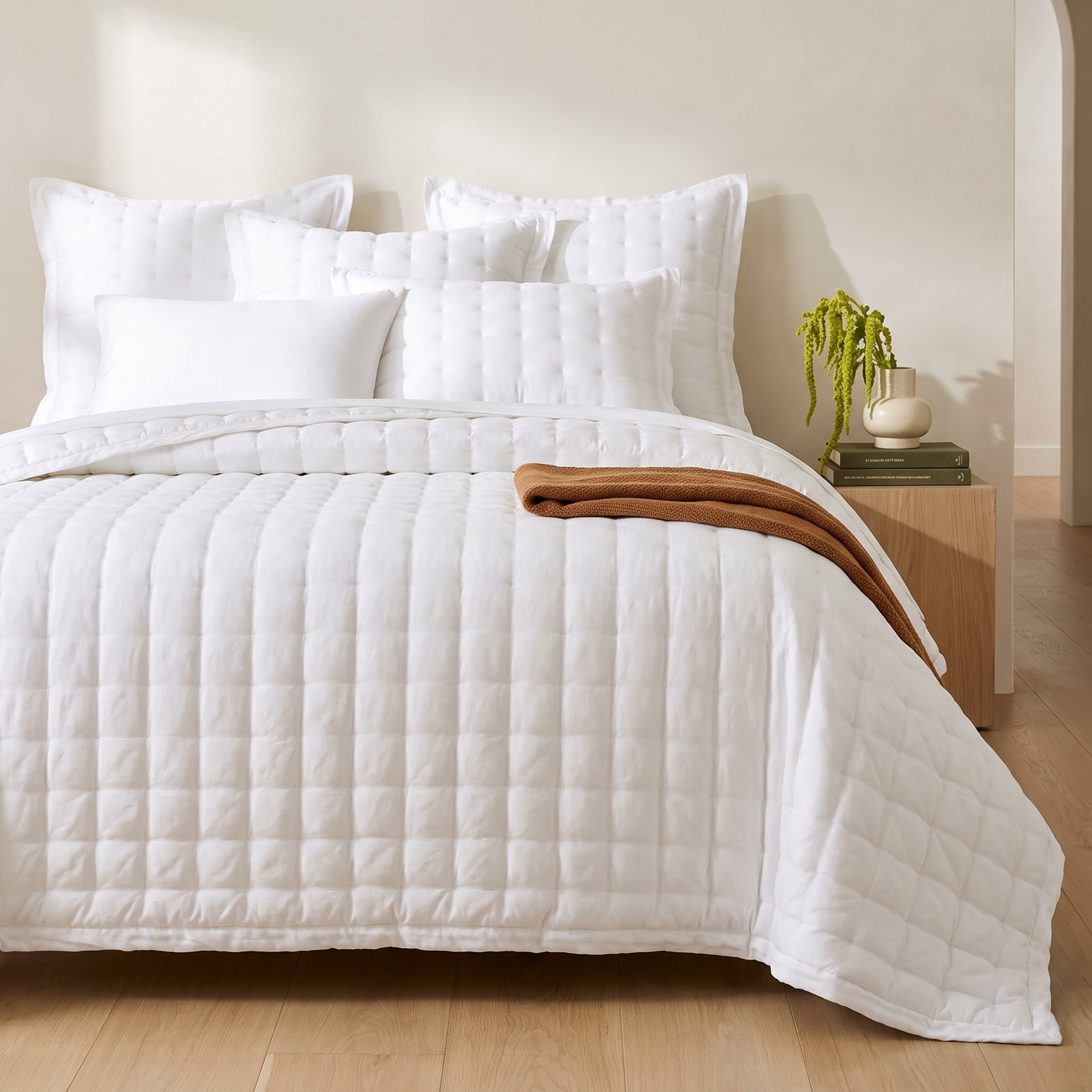 Silken Quilt Set, King Quilt, White