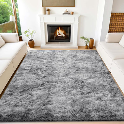 Light gray shag area rug