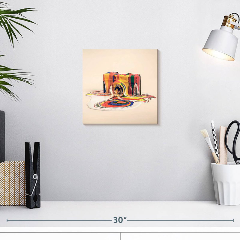 Caméra recouverte de peinture Senne, H 10 po x l 10 po