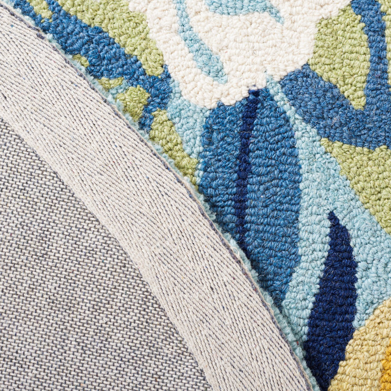 Chelsea Hand Tufted Wool/Cotton Floral Rug in Blue/Rose, Oval 5' x 8'