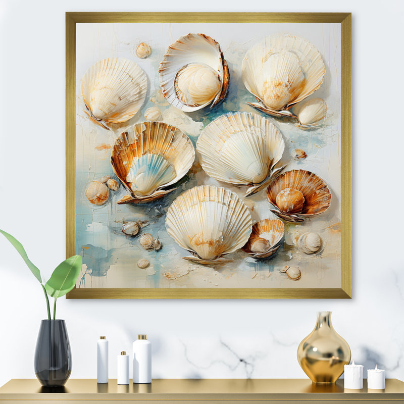 Beige Clam Nautical Treasures I - Animals Wall Decor, H 36 po x l 36 po x P 1,5 po, Encadrement doré