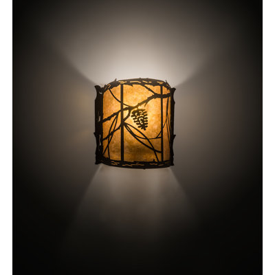 Wynsum Wall Light