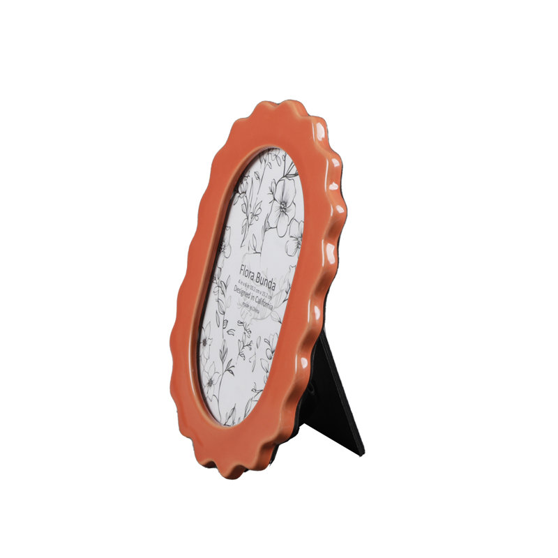 Oval  Scallop Edge Ceramic Frame, Red, 4" x 6"