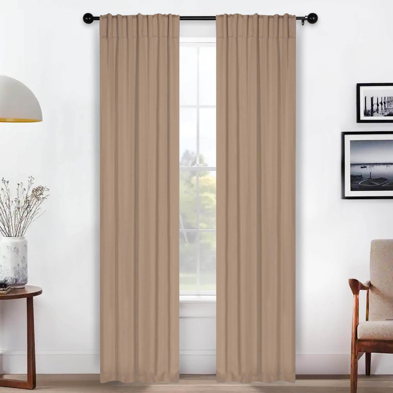 Rideaux obscurcissant et passe-tringle Levatt Classic, Bois de frêne fumé, L 26 po x L 84 po