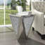 Table de bout en verre à miroir piédestal haut de 19,7 po avec incrustation de cristal Brayan, table d'appoint ultrabrillante pour le salon, la chambre à coucher et la table de chevet